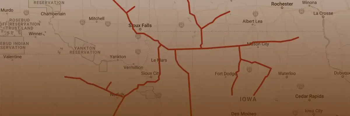 Map of midwest, including proposed pipeline routes in Iowa, Nebraska, South Dakota, and Minnesota