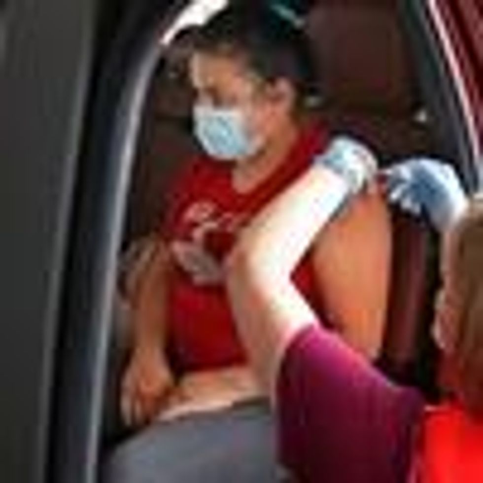 Maryland resident receives the coronavirus vaccine