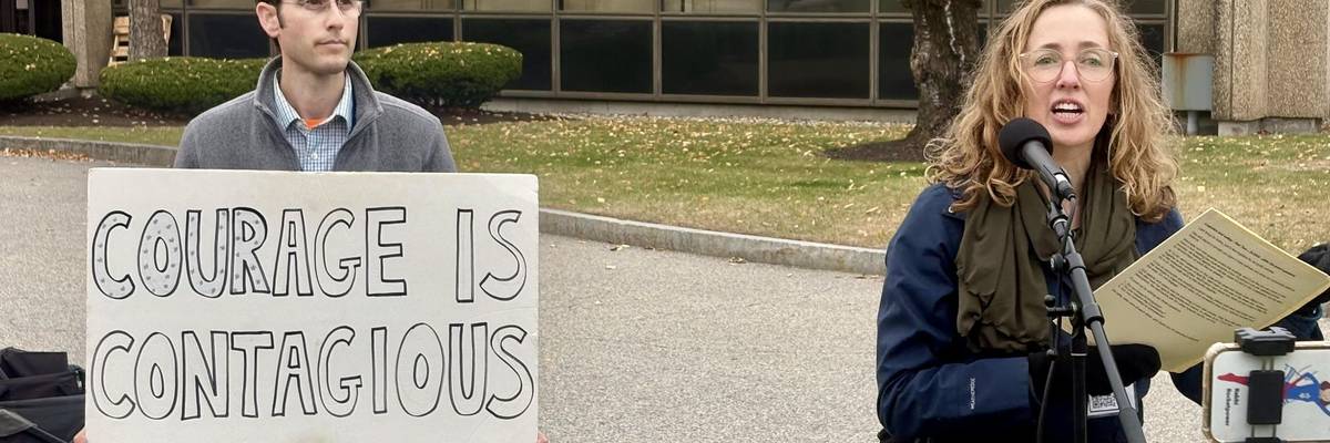 Mass couple protest ICE