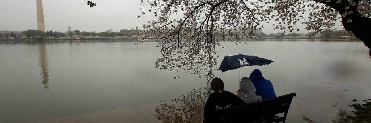 DC Sues Fossil Fuel Giants for Decades of Spending Millions to 'Mislead Consumers and Discredit Climate Science in Pursuit of Profits'