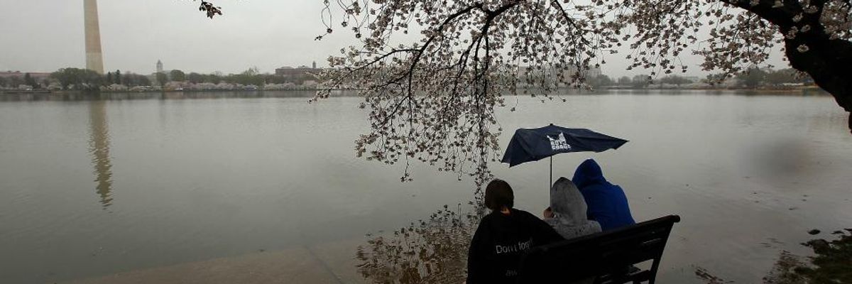 DC Sues Fossil Fuel Giants for Decades of Spending Millions to 'Mislead Consumers and Discredit Climate Science in Pursuit of Profits'