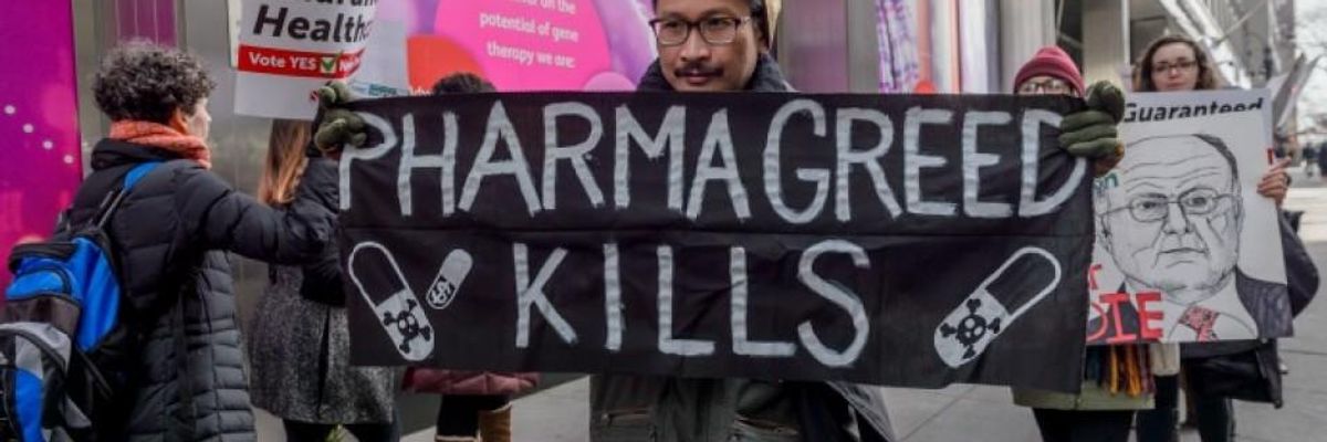 'No One Should Be Fooled': Trump Executive Order on Drug Prices Denounced as Election Year Charade