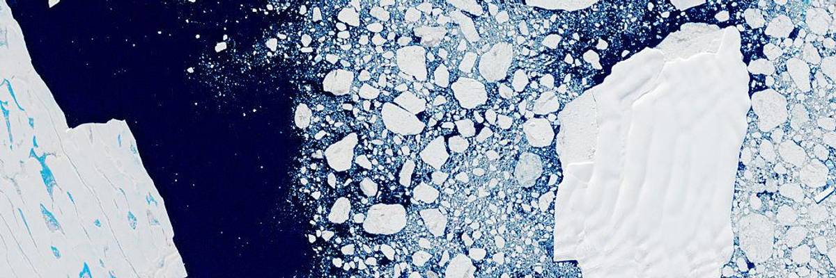 Melting ice sheet in Antarctica