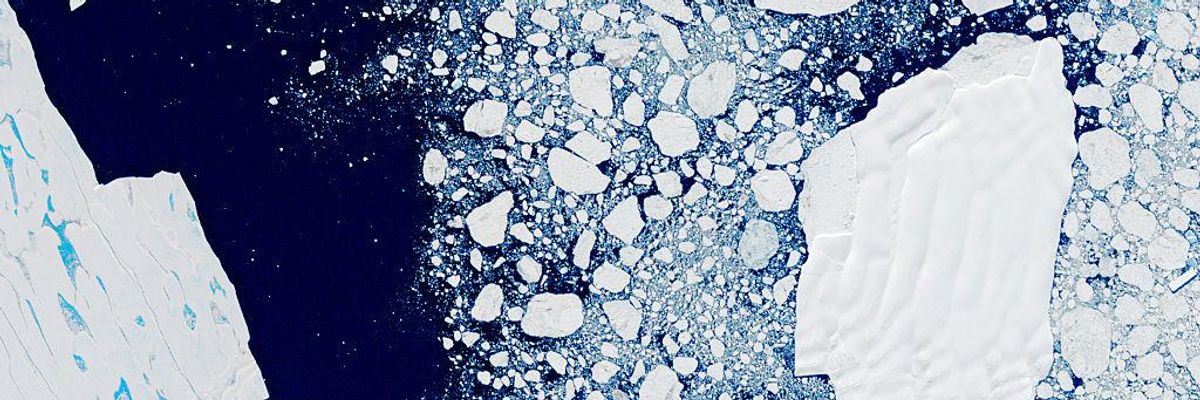 Melting ice sheet in Antarctica