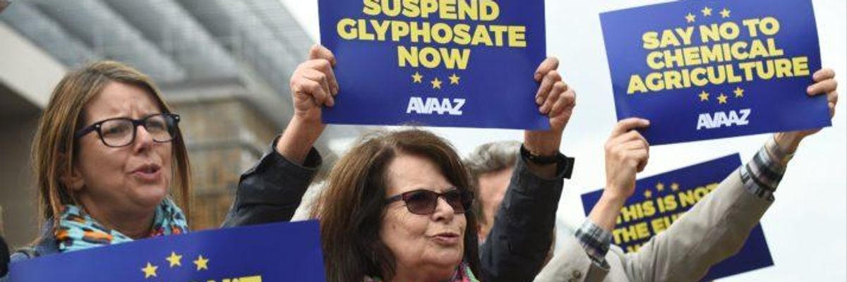 For Snubbing Glyphosate Hearing, EU Parliament Bans Monsanto Lobbyists