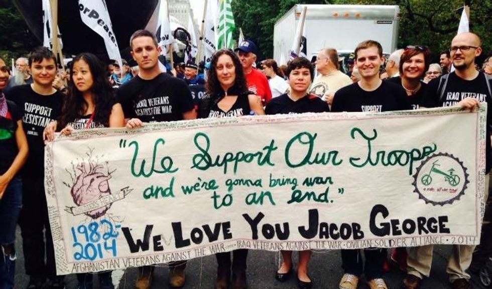 Members of Iraq Veterans Against the War, Civilian-Soldier Alliance, and allies march September 21, 2014. (Common Dreams: CC BY-SA 3.0 US)