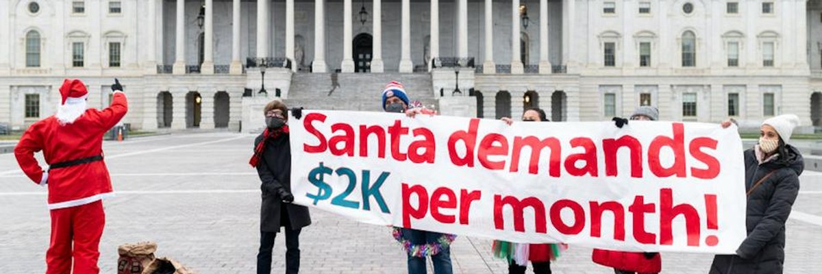 'Unbelievably Cruel': Sanders Slams Trump's Intransigence as Millions Lose Unemployment Lifeline