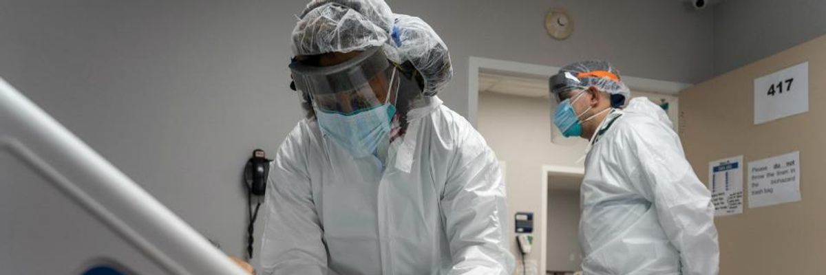 Public Health Experts Fear Trump FDA's Remdesivir Approval 'Without Evidence' of Widespread Benefits Signal Likely Premature Vaccine