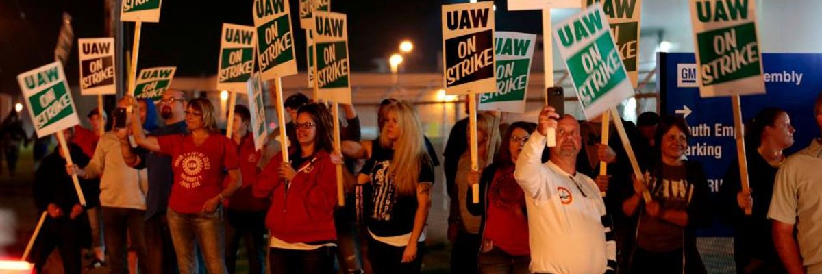 'When We Fight, We Win': Protesting Stagnant Wages as GM Rakes in Record Profits, 50,000 Auto Workers Go On Strike