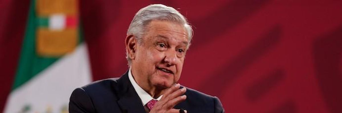 Mexico's Lopez Obrador Wants to Give Asylum to Julian Assange