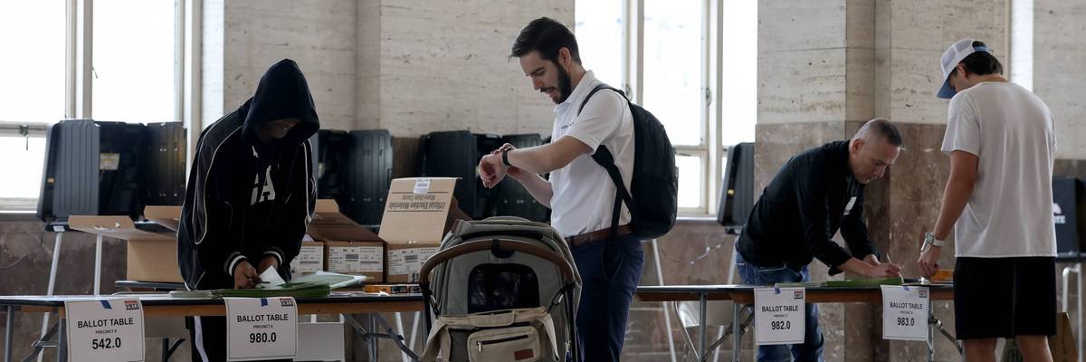 Miami To Elect New Mayor In Runoff Election Tuesday