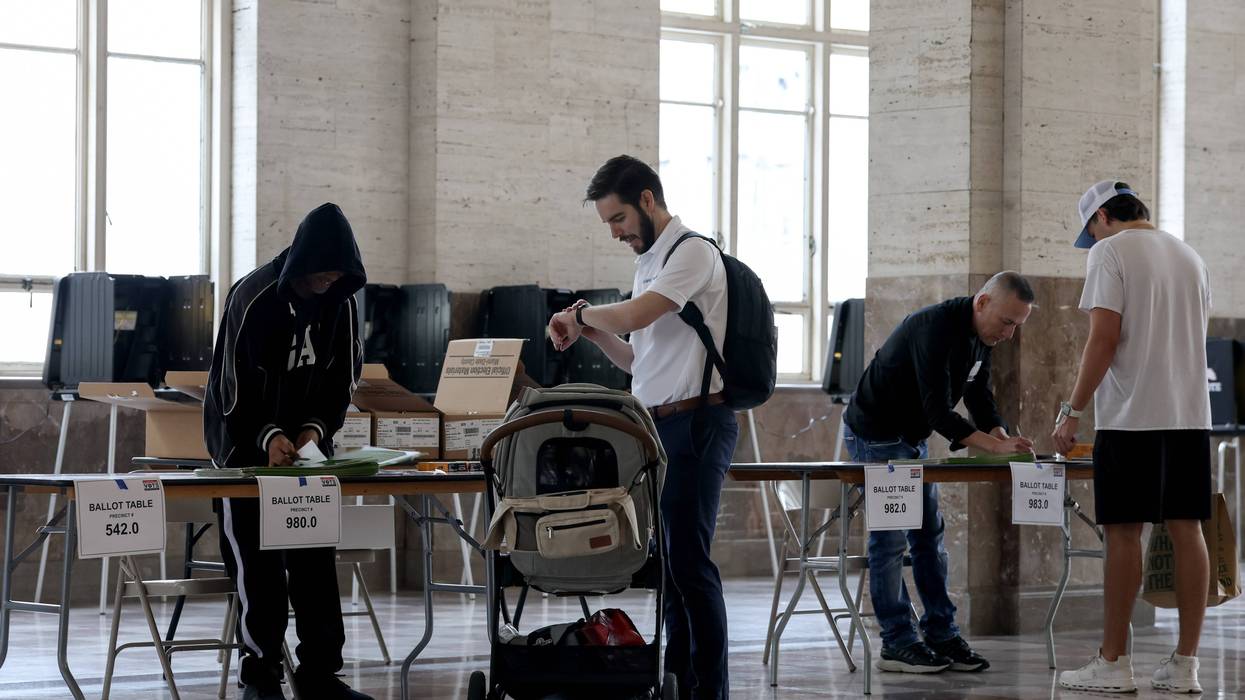 Miami To Elect New Mayor In Runoff Election Tuesday