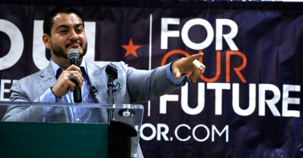 Michigan Democratic gubernatorial candidate Abdul El-Sayed campaigns with support from New York Democrat candidate for Congress Alexandria Ocasio-Cortez at a rally on the campus of Wayne State University July 28, 2018 in Detroit, Michigan. (Photo: Bill Pugliano/Getty Images)