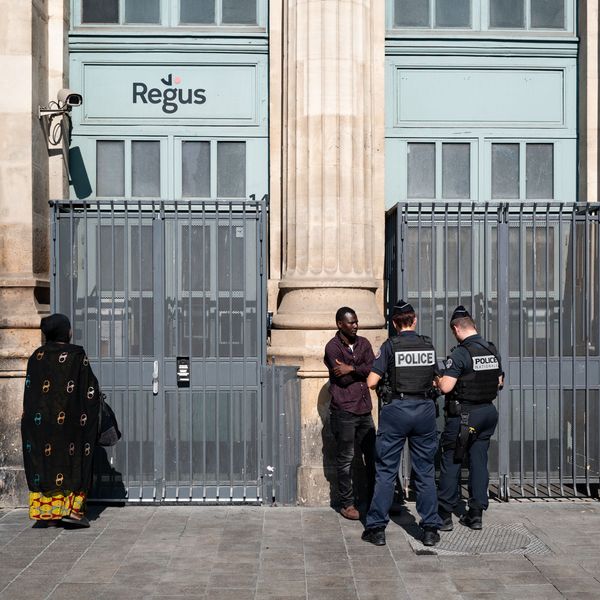 Migrant Control Operation In Paris