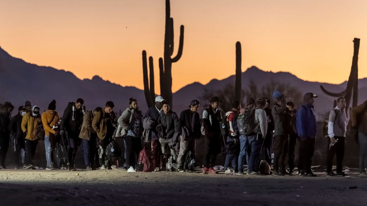 Migrants near Arizona border