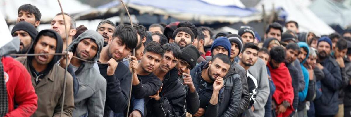 'People Here Will Start Dying': Dire Warnings as Stranded Refugees Freeze in Hellish Conditions Near Bosnia-Croatia Border