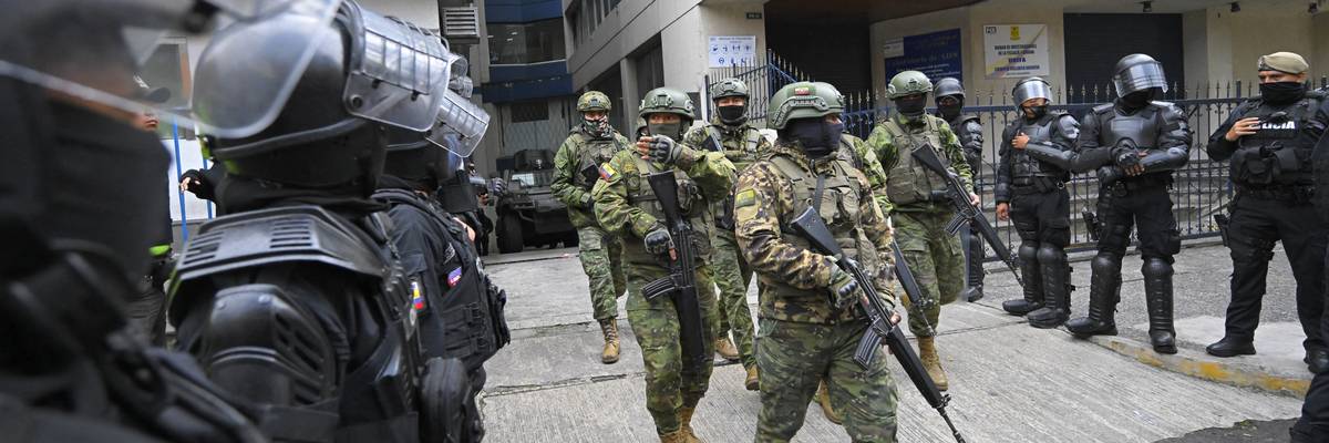 Military and police officers in Ecuador