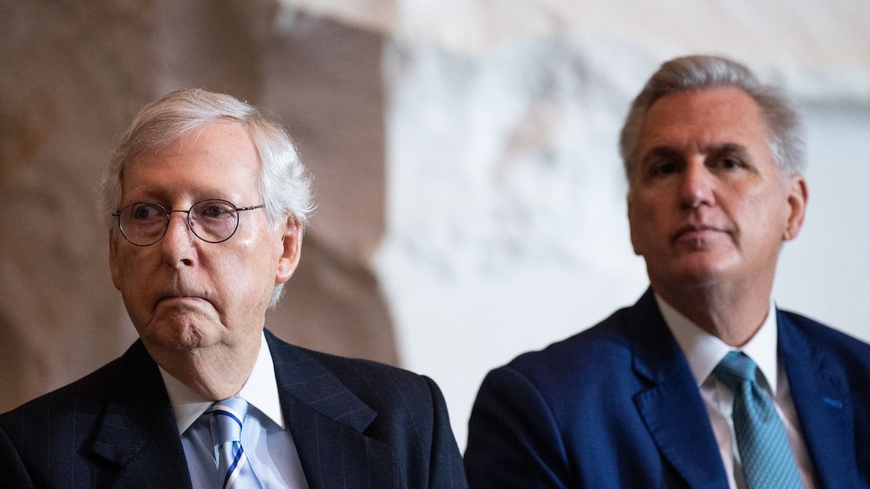 Mitch McConnell and Kevin McCarthy attend a ceremony