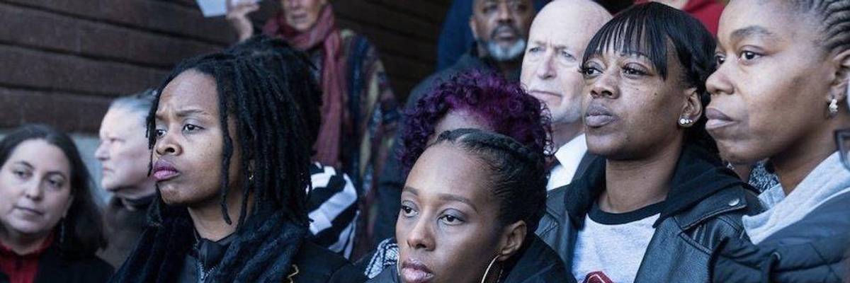 Despite Community Protest, Militarized Police Remove Housing Rights Activists From Oakland Home in Pre-Dawn Raid