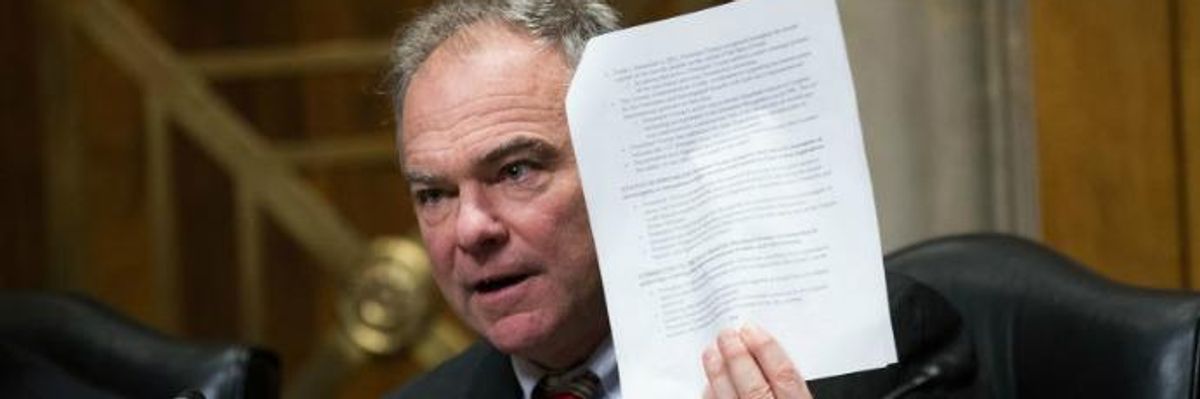 Democrats 'Fooling Themselves' to Think Wall Street Giveaway Will Bolster 2018 Chances, Progressives Warn