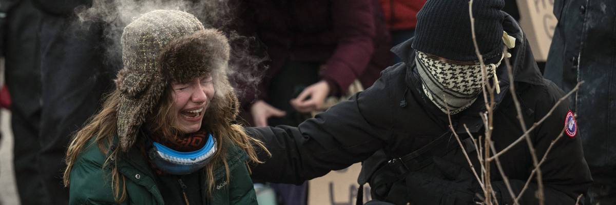 mourners of Alex Pretti