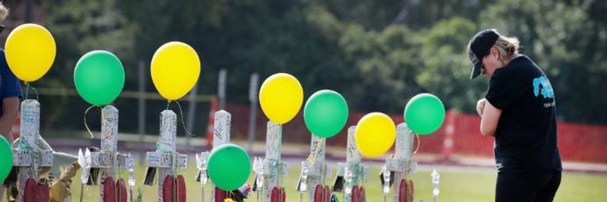 'Like Talking to a Toddler': Mother of School Shooting Victim Reveals How It Felt to Discuss Gun Policy With Trump