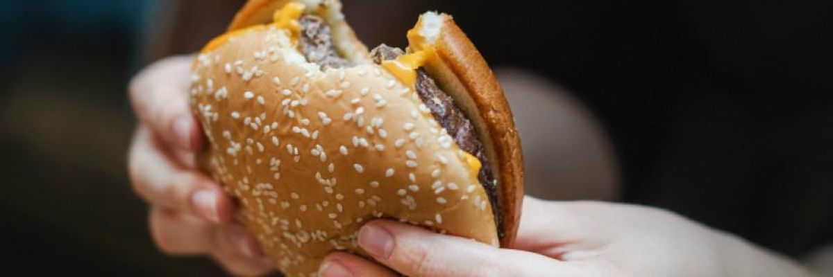 Slashing US Meat Consumption by Half Could Cut Diet-Related Greenhouse Gas Emissions by 35%: Study