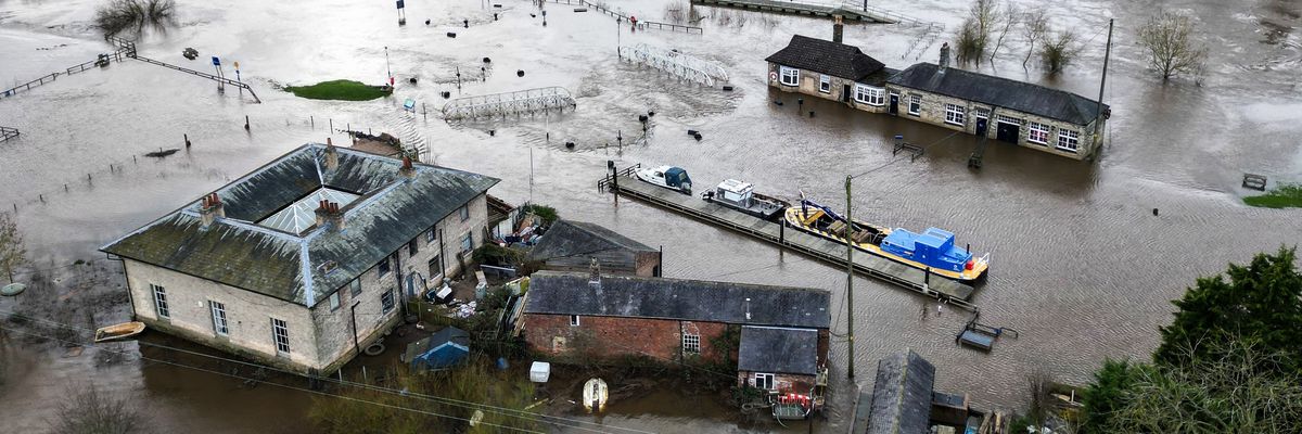 Naburn Locks in northern England surrounded by water