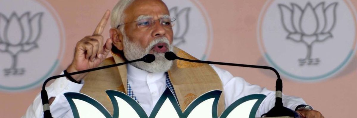 Narendra Modi speaks to supporters