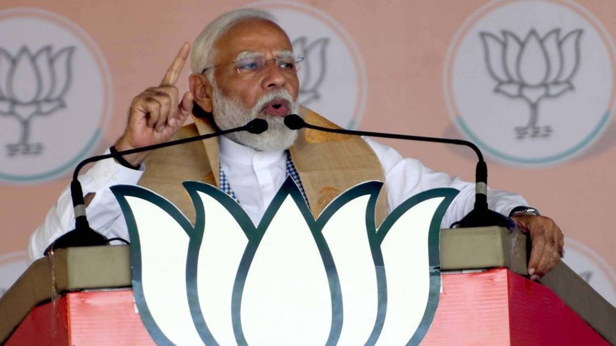 Narendra Modi speaks to supporters