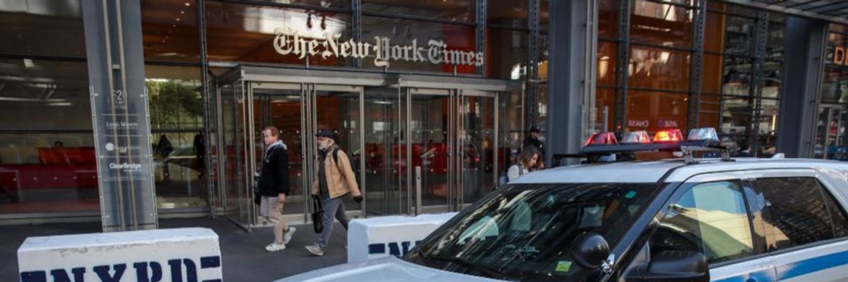 For Violating Oath to Defend Constitution, 200+ Veteran Journalists Condemn Trump for "Utterly Unlawful" Attacks on Free Press