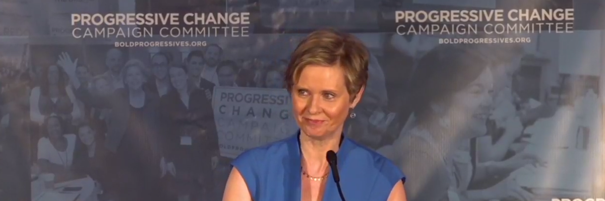 Cynthia Nixon Takes Aim at 'Corporate Democrats' at Gathering for Progressive Candidates