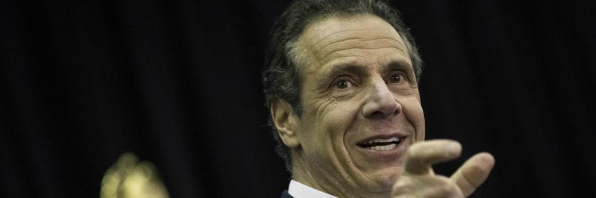 NY Gov. Andrew Cuomo Slammed for 'Groveling at the Feet' of Billionaire Bezos in Effort to Revive Amazon HQ2
