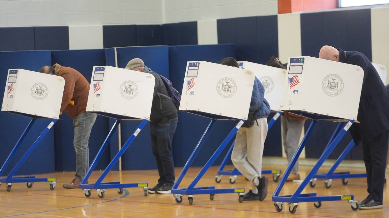 New Yorkers head to the polls in mayoral election