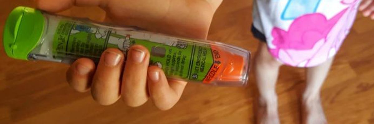 NY AG Launches Probe Into Whether EpiPen Maker Scammed Schools