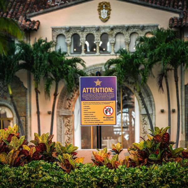 no firesarms sign at mar-a-lago