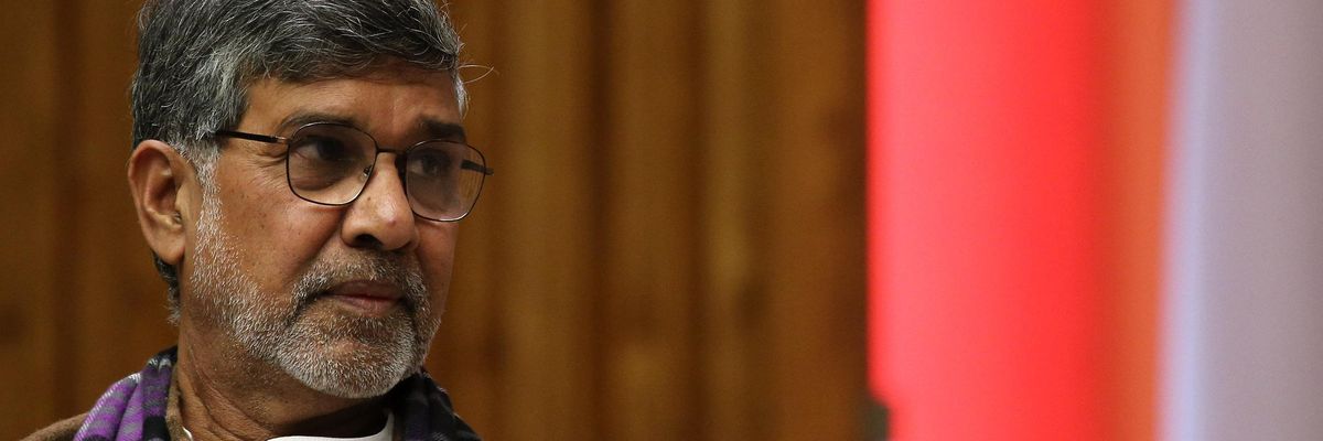 'Let Us Globalize Compassion': Nobel Laureate Urges World Leaders to Waive Vaccine Patents