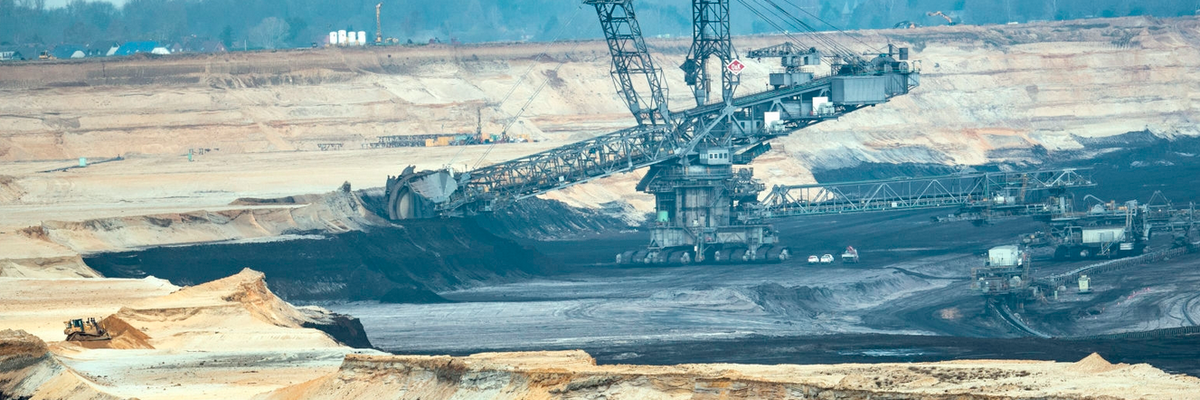 60 Largest Banks Have Dumped $3.8 Trillion Into Fossil Fuels Since 2015, Report Shows