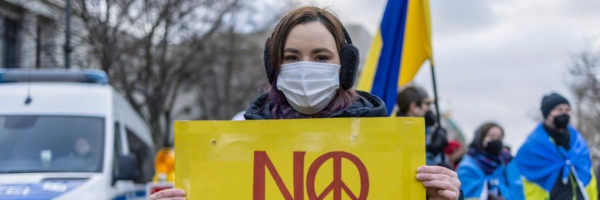 NOWAR-4000x2310-9a29b57