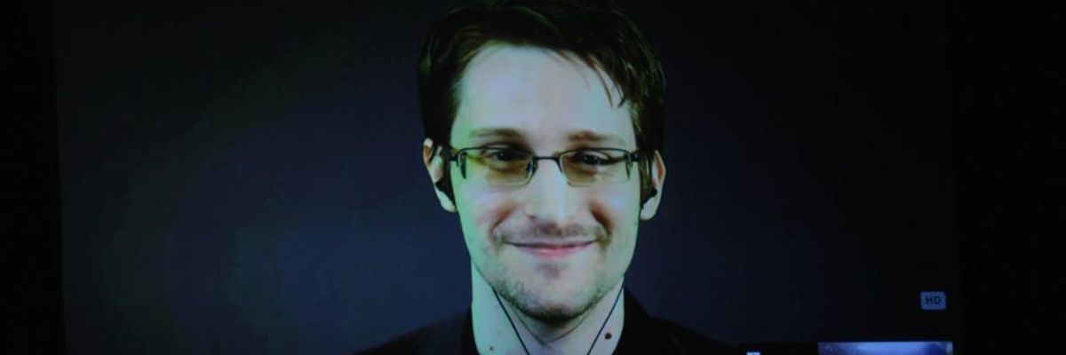 In Name of Transparency, Not Partisan Sniping, Snowden Backs Call to #ReleaseTheMemo