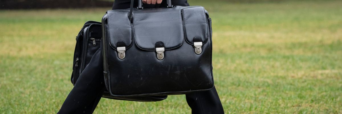 Nuclear foot held by US official