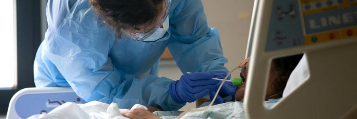 'Lethal Inequality': New Study Shows Millions at High Risk of Covid-19 in US Lack Adequate Health Insurance