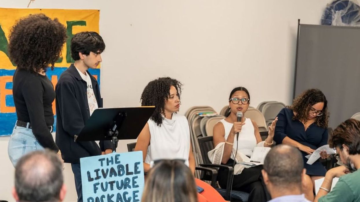 NY City Council members and youth at Livable Future Package event.