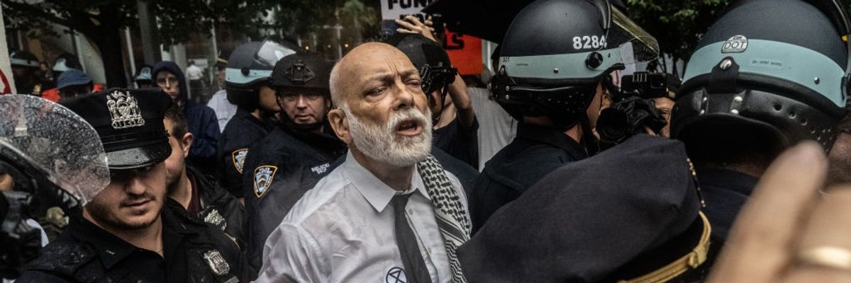 NYPD officers arrest John Mark Rozendaal