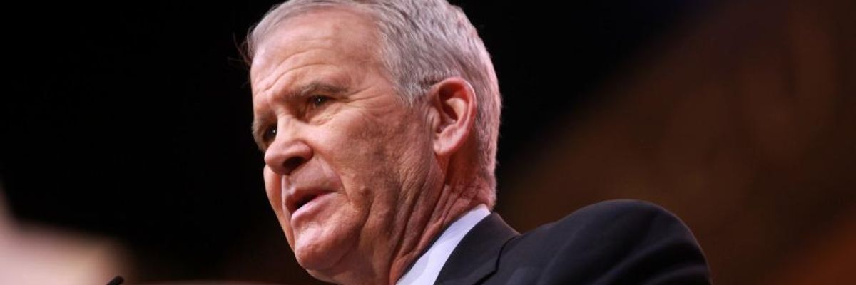 Oliver North, Whose 'Very Name Is Synonymous With Corruption and Disgrace,' Is NRA's Next President