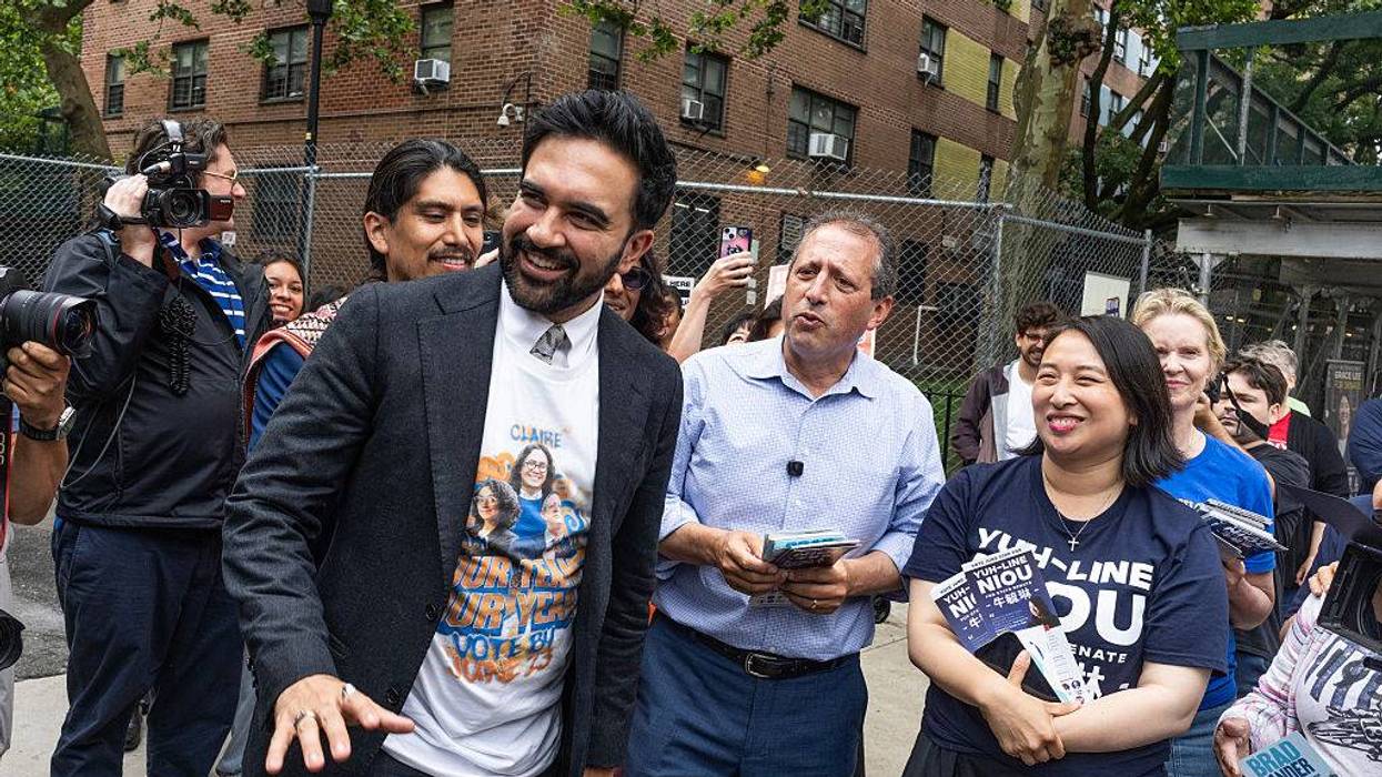 Corporate Democrats Mobilize to Counter Rise of Democratic Socialists Within the Party