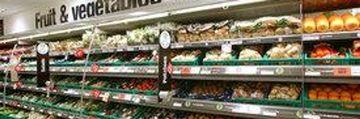 UK Supermarket Chain to Boycott Israeli Produce from Settlements