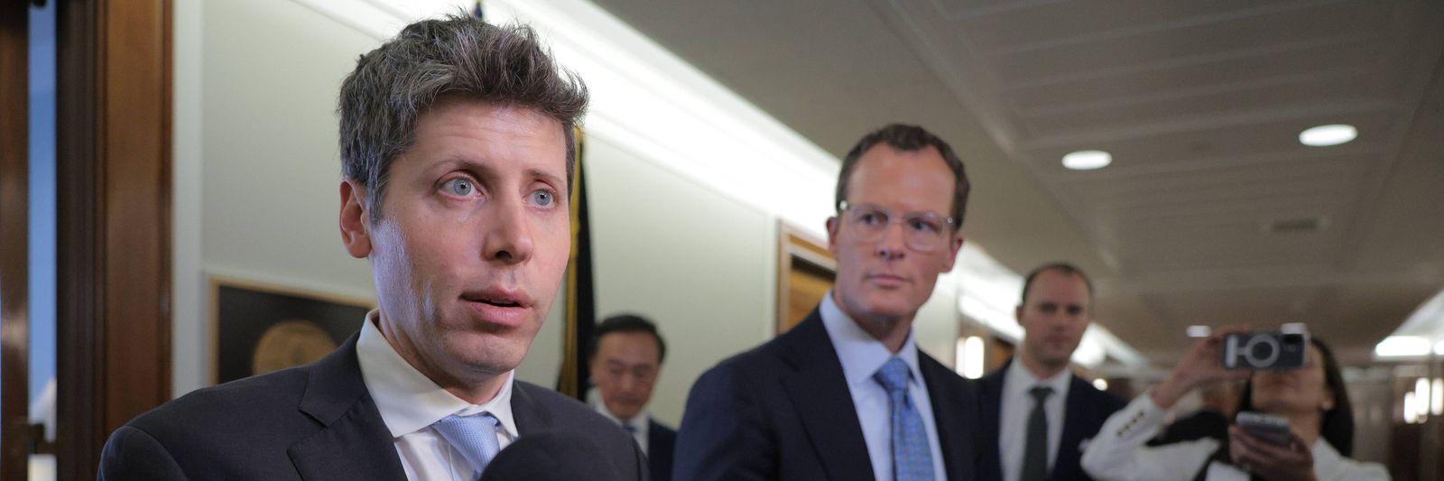 open-ai-ceo-sam-altman-meets-with-lawmak