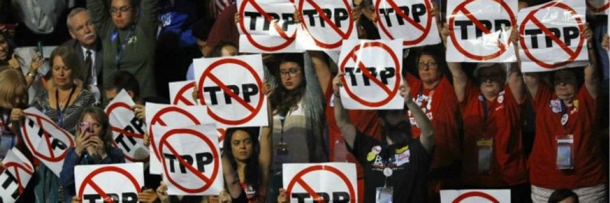 Groups Demand Clinton Publicly Oppose Lame-Duck TPP Vote--Now