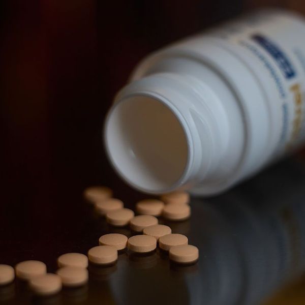 Big Pharma Army of 500 Lobbyists Is Coming for Medicare Prescription Drug Negotiations, Watchdog Warns